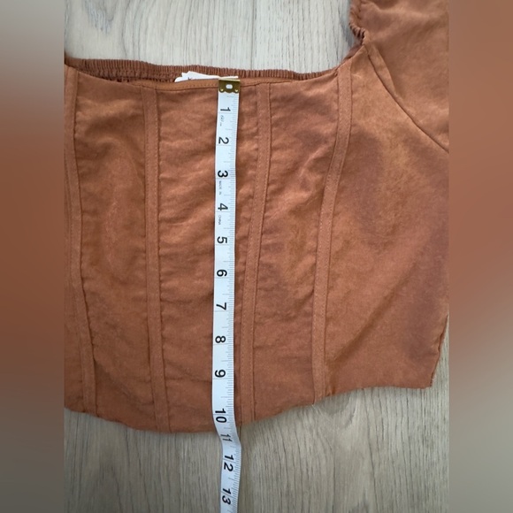 KIRIOUS ( LOS ÁNGELES) Elegant Brown Puff Sleeve Top 🍁🪾🍂 - Picture 3 of 6